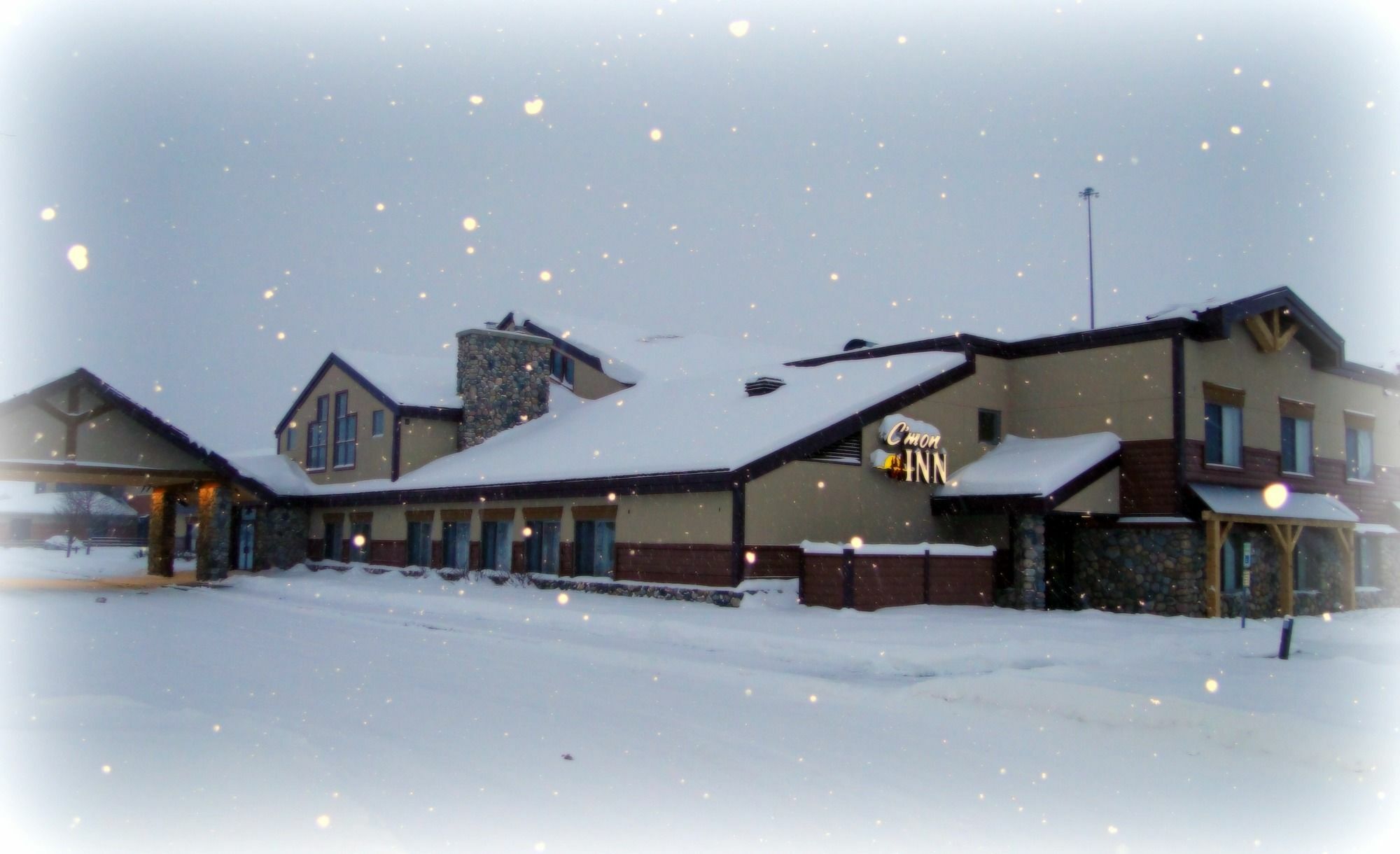 C'Mon Inn & Suites Fargo Exterior photo